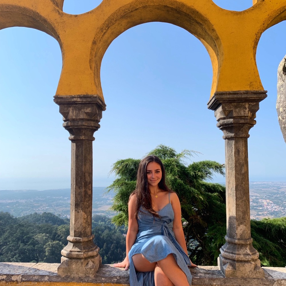 Meet your Posh Ambassador, Elizabeth